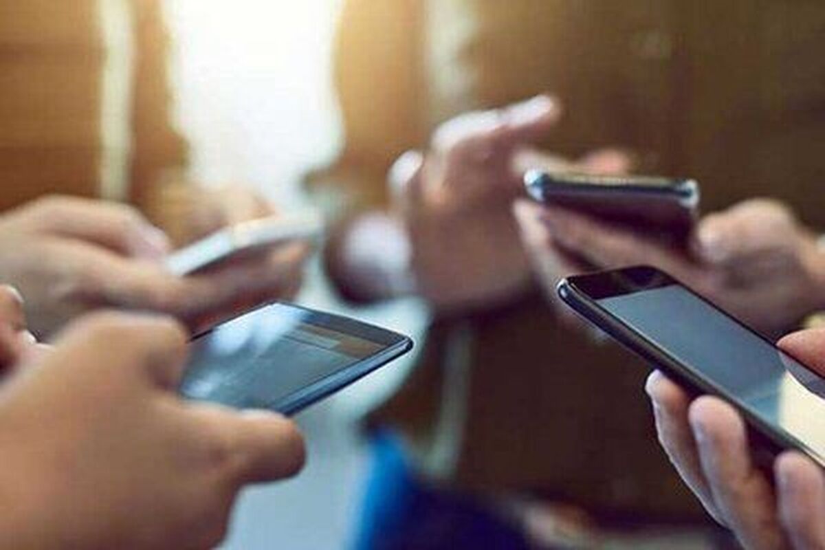 شبکه‌های اجتماعی، شمشیر دو لبه در سبک زندگی نوجوانان است