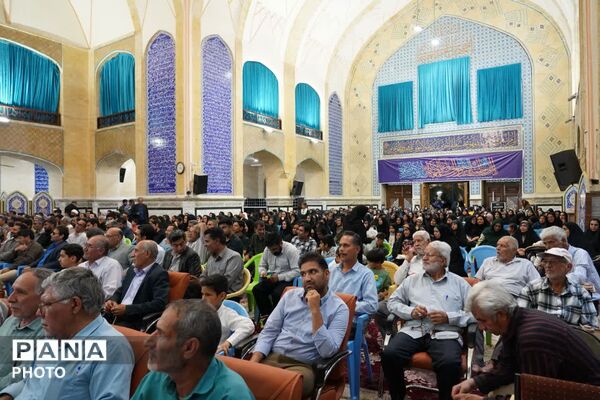مراسم گرامیداشت مقام معلم در شهرستان بم