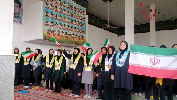 جشن روز دانش آموز دختران دبیرستان حضرت فاطمه و حضرت رقیه در مهدیه شهر بار نیشابور 