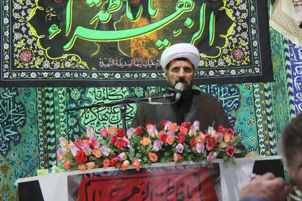 تجلی پیوند مدرسه و مسجد در خاتم