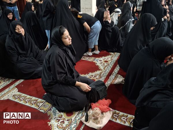 مراسم شیرخوارگان حسینی در مسجد موسی بن جعفر توس ۷۹ 