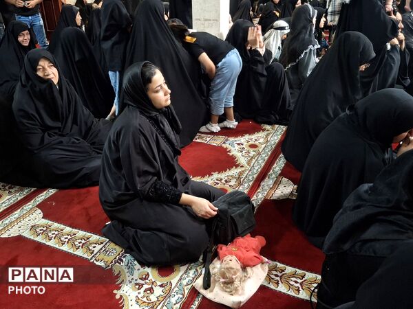 مراسم شیرخوارگان حسینی در مسجد موسی بن جعفر توس ۷۹ 