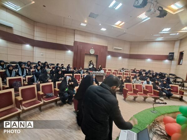مسابقات فرهنگی هنری در ناحیه 2 مشهد