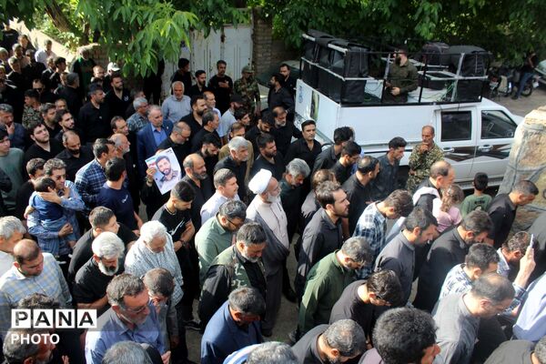 خاکسپاری دو شهید جنگ سوم در گلزار شهدای روستای فردو