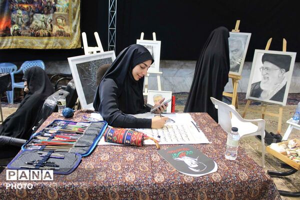 برپایی نمایشگاه فرهنگی در حاشیه یادواره شهدای جانباز استان قم