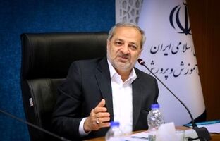 تصحیح اوراق امتحانی باید با رعایت تمامی استانداردها صورت پذیرد
