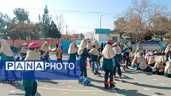 المپیاد ورزشی در دبستان سمیه