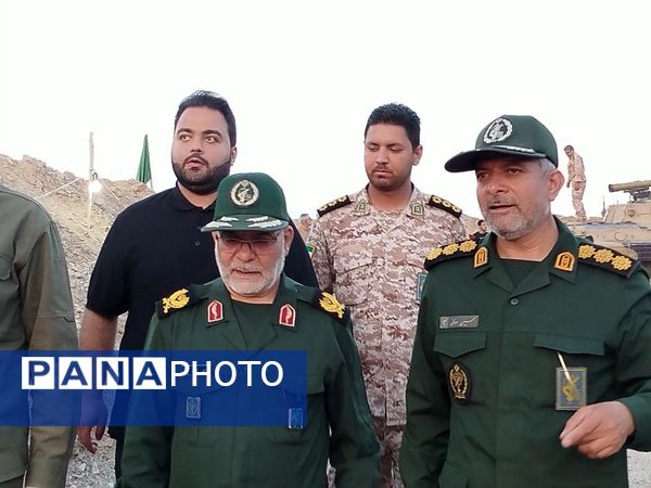 بازدید مشاور فرمانده سپاه امام رضا (ع) از دومین کنگره ملی شهید مدرس (ره) 