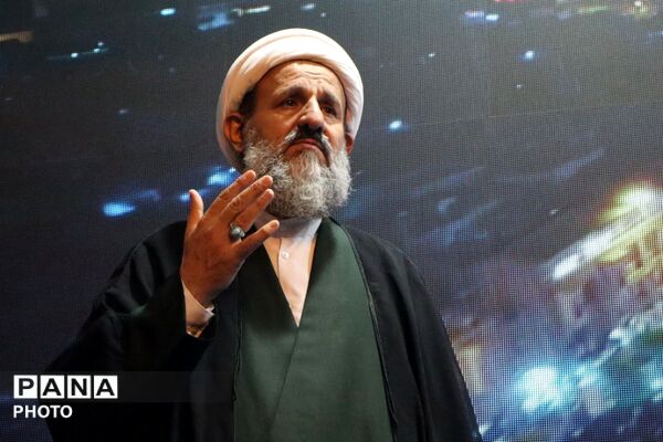 حال و هوای متفاوت قرچک در شب هشتاد و دوم