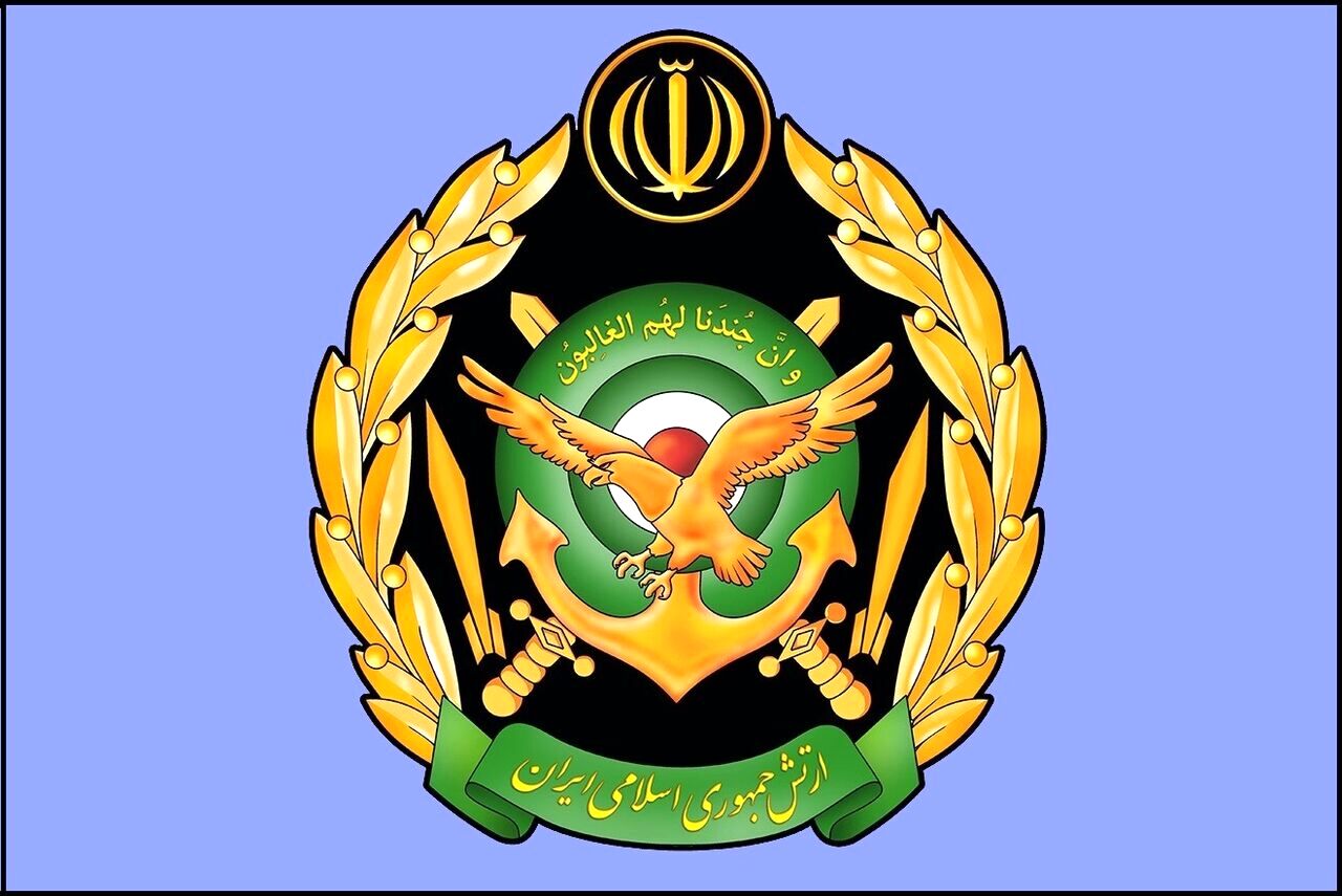 ممانعت نیروی دریایی ارتش از ورود ناوشکن‌های آمریکایی صهیونی به تنگه هرمز
