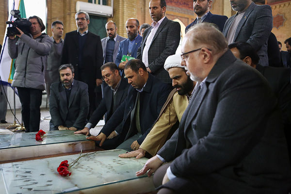 مراسم تجدید میثاق شورای معاونان آموزش و پرورش با آرمان‌های امام راحل (ره)