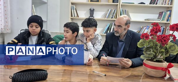 هم اندیشی انجمن خبرنگاری پسران کانون لقمان کاشمر