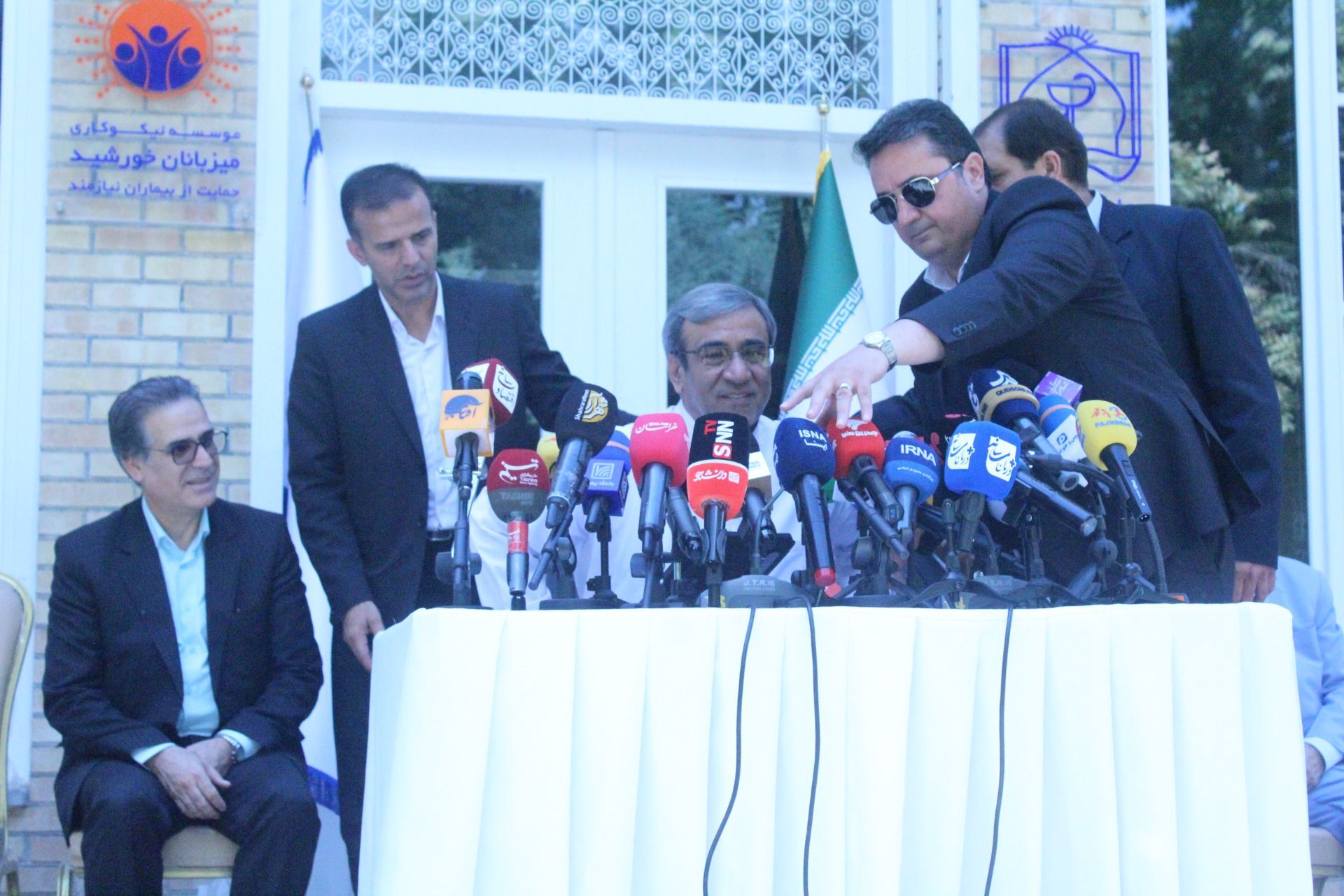 نشست خبری استاندار خراسان رضوی در قاب پانا 