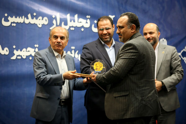 آیین تجلیل از مهندسین برتر سازمان نوسازی توسعه و تجهیز مدارس کشور
