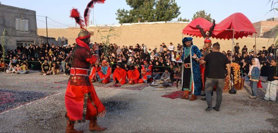 آیین تعزیه‌خوانی در عاشورای حسینی در روستای حسین آباد شیروان