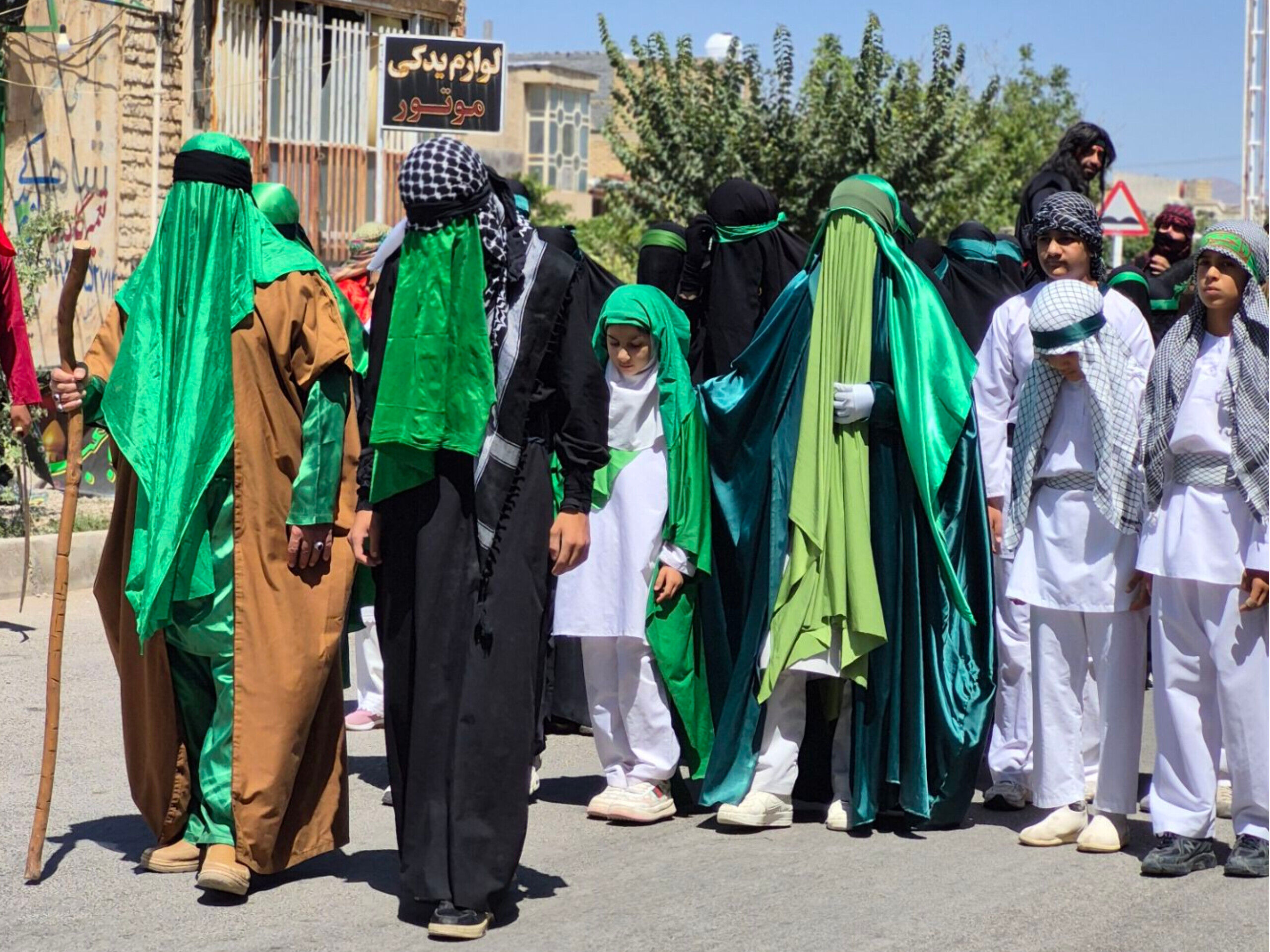 حضور مردم قادرآباد در آیین‌های عزاداری محرم