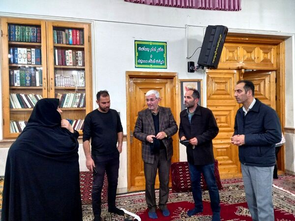 اعتکاف دانش‌آموزی در شهر بهنمیر