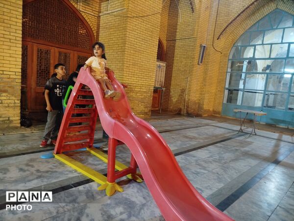 حسینیه کودک ویژه دهه نودی ها در مسجد جامع نیشابور 