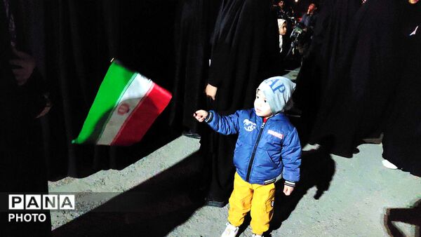 طنین «الله اکبر» در فتح‌آباد، آینه‌ی بیعت با رهبر شد