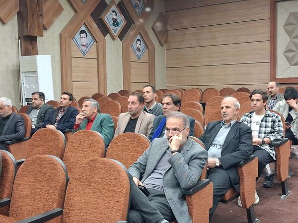 نشست کنشگران فرهنگی ،اجتماعی و سیاسی شهرستان کاشمر کاشمر