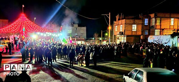 حضور پرشور مردم روستای ارزنه در راهپیمایی آخرین چهارشنبه سال