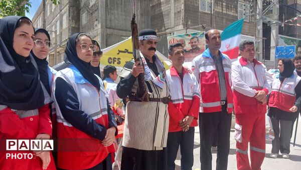 موکب عشق؛ تجدید عهد خادمان هلال‌احمر فارسان با راه  سردار سلیمانی