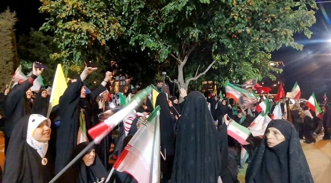 صد شب در خیابان