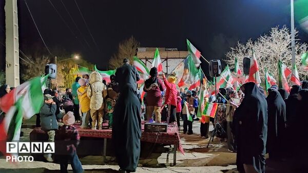 صدای ایستادگی در شب‌های خیابان شهر بار