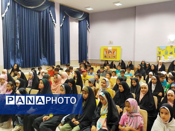 جشن عید سعید غدیر در کانون پرورش و فکری کودکان و نوجوانان شهر حبیب آباد 