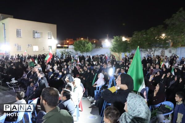 نام شهید نوجوان بر زمین چمن مدرسه امام رضا (ع) نشست
