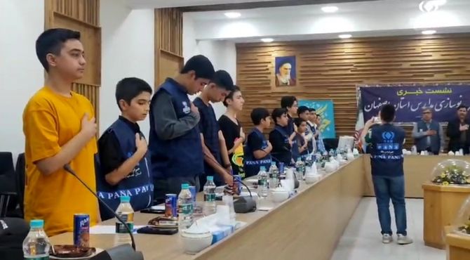 برگزاری نشت مدیر کل نوسازی مدارس استان اصفهان با خبرنگاران پانا 