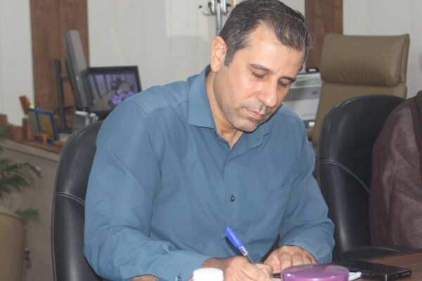 جلسه برنامه‌ریزی بزرگداشت هفته دفاع مقدس در اداره‌کل آموزش و پرورش استان بوشهر