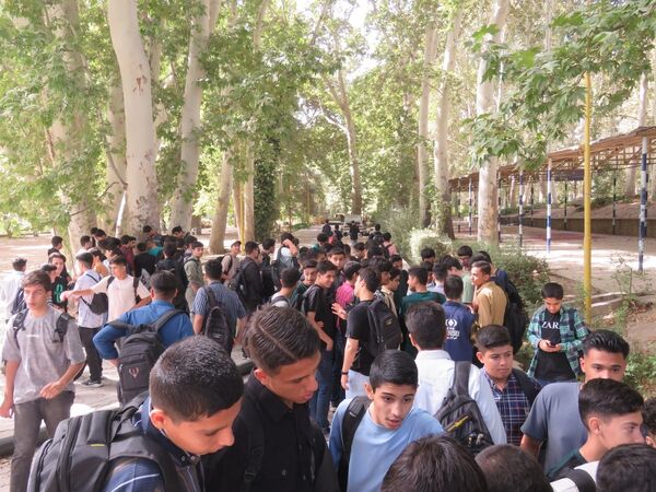 گذری کوتاه بر اهدای جوایز در اردوی جدید الورودهای شاهد ابوذر غفاری 