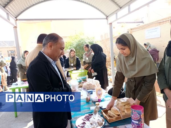 برپایی بازارچه کارآفرینی در مدارس بهبهان