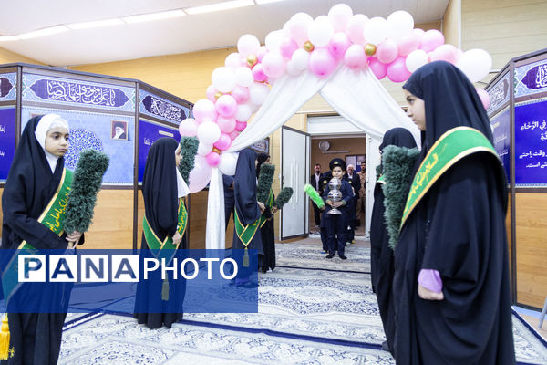 جشن تکلیف دختران در دفتر امام جمعه یزد