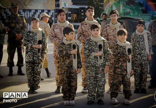 رزمایش حماسی و کاروان خودرویی در همدان؛ تجلیل از ارتش مقتدر در آستانه روز ارتش