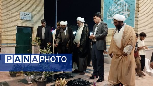 حضور نماینده ولی‌فقیه هرمزگان در جشن هفته وحدت شهرستان جاسک