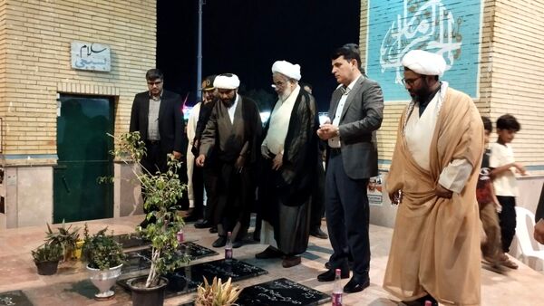 حضور نماینده ولی‌فقیه هرمزگان در جشن هفته وحدت شهرستان جاسک