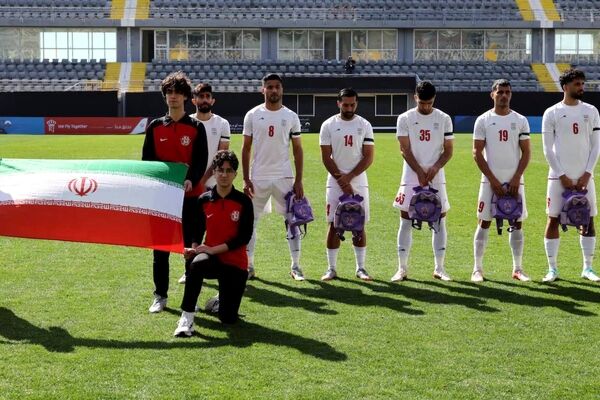 برپایی اردوگاه یوزها پشت دیوارچین