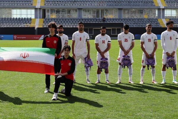 برپایی اردوگاه یوزها پشت دیوارچین