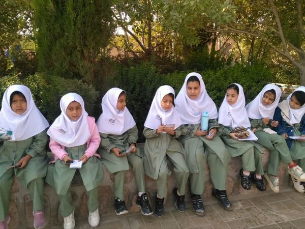 لمس طبیعت با حواس پنج‌گانه، سفری از شناخت تا شکرگزاری در هفته بهداشت روان