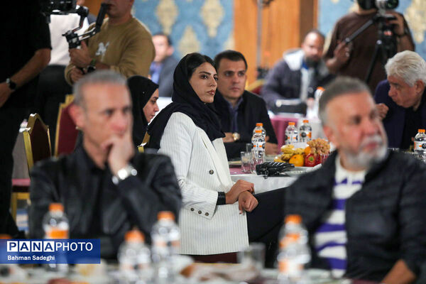 گردهمایی ورزشکاران در پویش ملی «به‌ساز مدرسه بساز مدرسه»