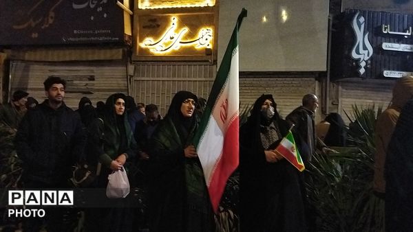 حضور نسل های مختلف در اجتماعات شبانه نیشابور