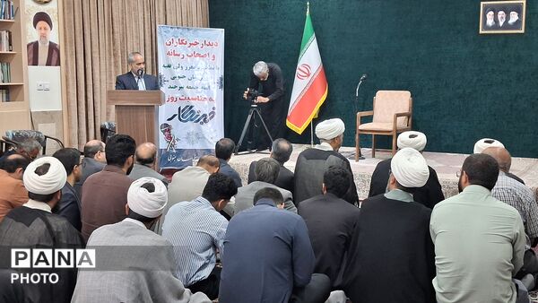 دیدار خبرنگاران پانا با حضرت آیت الله عبادی نماینده معزز ولی فقیه در خراسان جنوبی