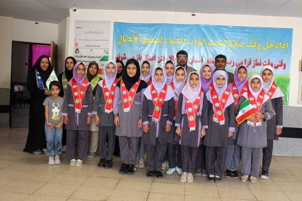 بازدید مدیر سازمان دانش‌آموزی استان و همکاران ستادی از مدارس تشکیلاتی زرند 