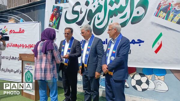 گرامیداشت بیست‌وهفتمین سالروز تأسیس سازمان دانش‌آموزی در یاسوج 