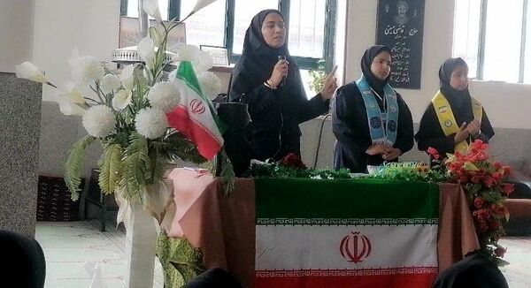 جشن روز دانش آموز دختران دبیرستان حضرت فاطمه و حضرت رقیه در مهدیه شهر بار نیشابور 