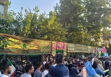 برپایی موکب مکتب الزهرا (س) در مهمانی ده کیلومتری
