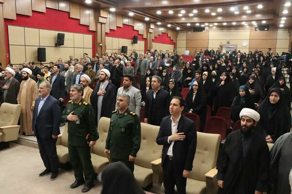 آئین تجلیل از استاد مجتبی قدبیگی قاری بین المللی برگزار گردید