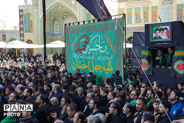 جلوه‌های ویژه از عزاداری هیات چهل اختران قم در روز عاشورا